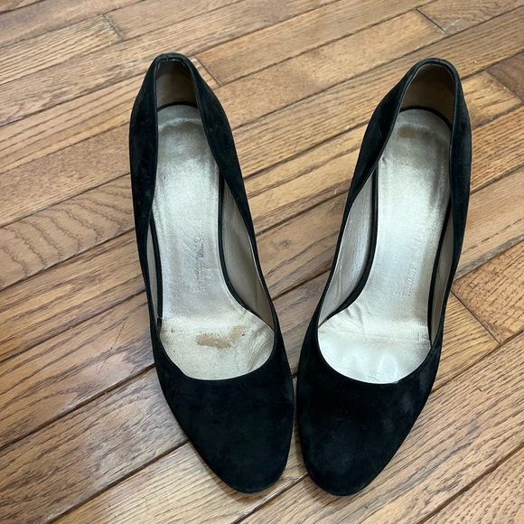 Ferragamo heels black suede size 10 - Picture 3 of 4